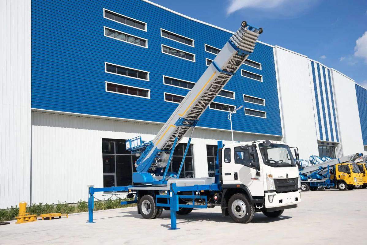 大名县小型云梯车上料车租赁多少钱