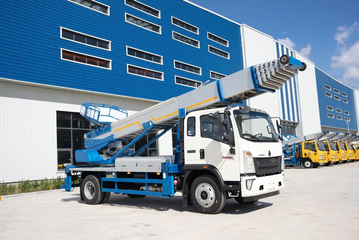 大名县出租云梯车高空作业车 建筑垃圾搬运